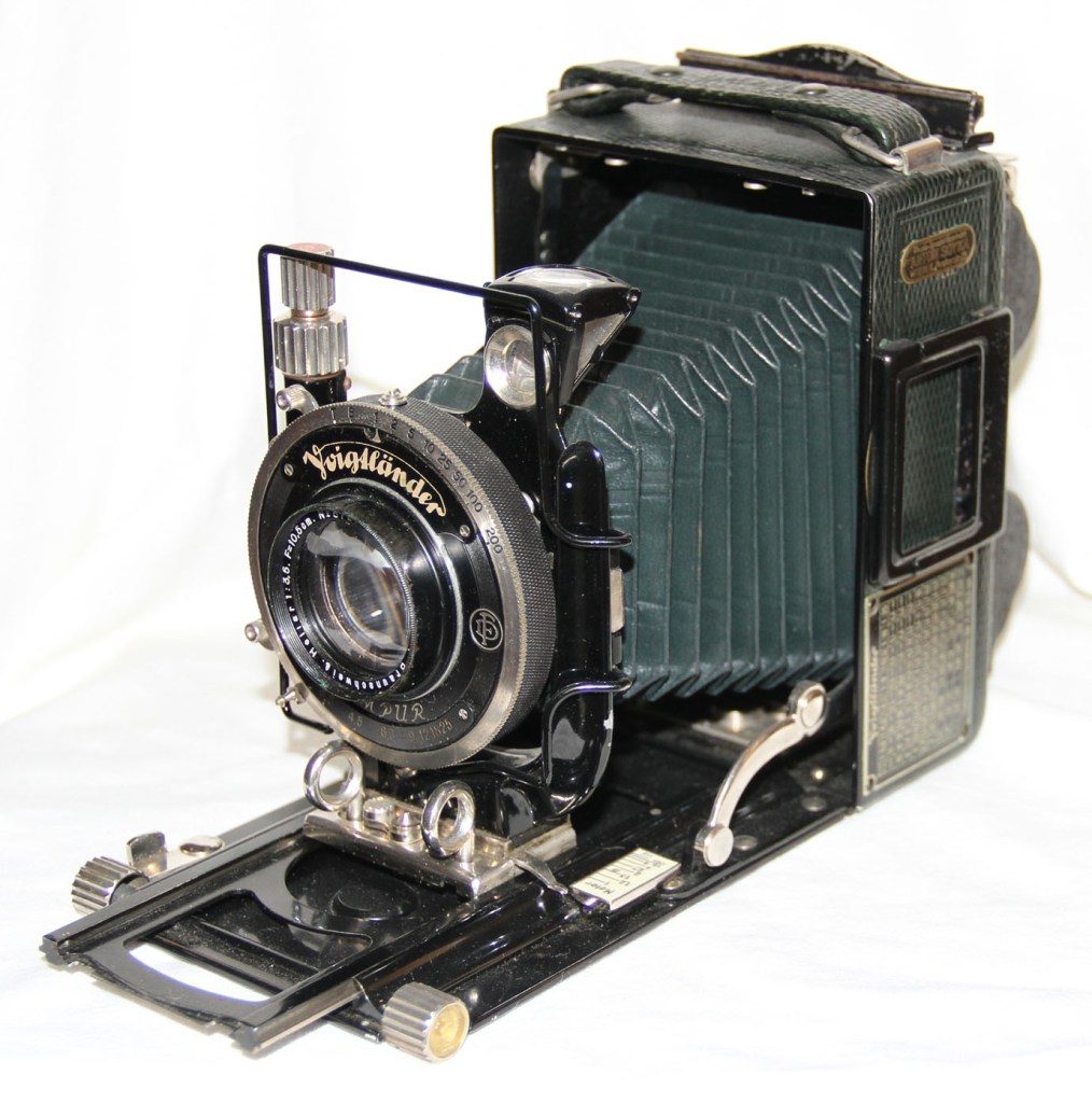 Voigtländer Bergheil Built in 1932
