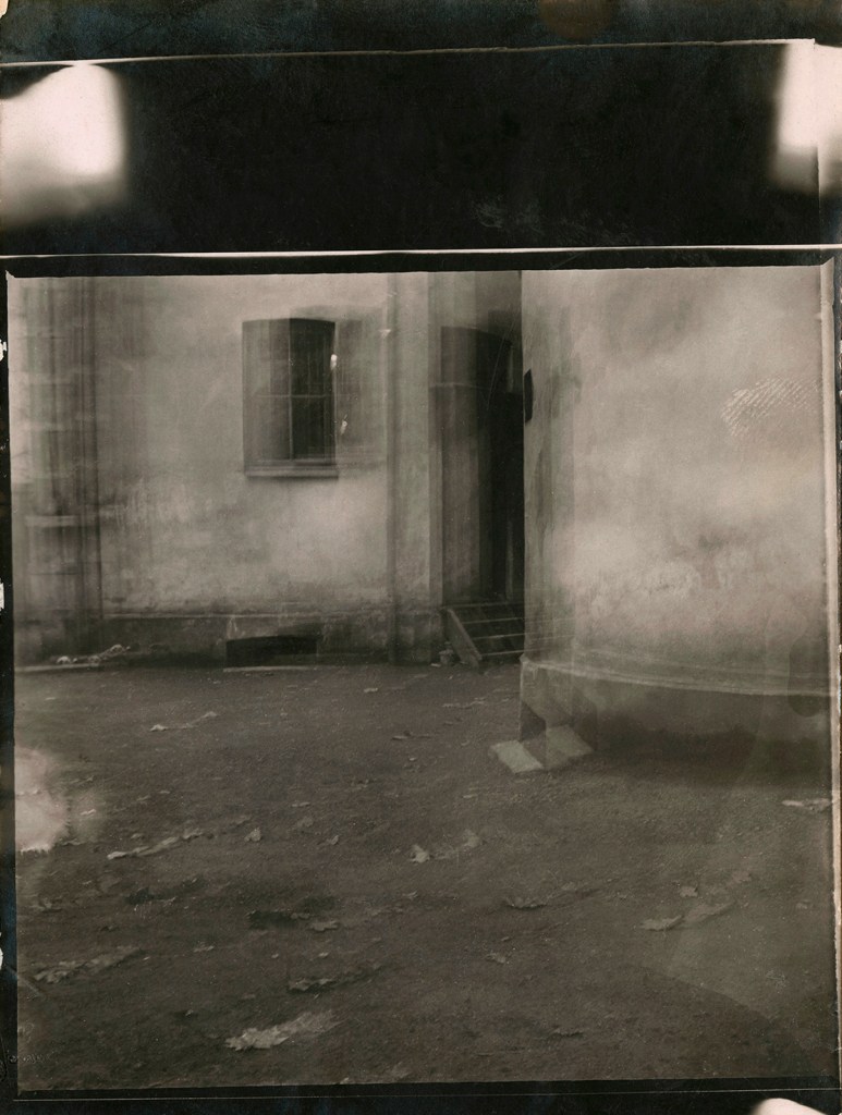 Edvard Munch (Norwegian, 1863-1944) 'The Courtyard at 30B Pilestredet, Kristiania' 1902(?)