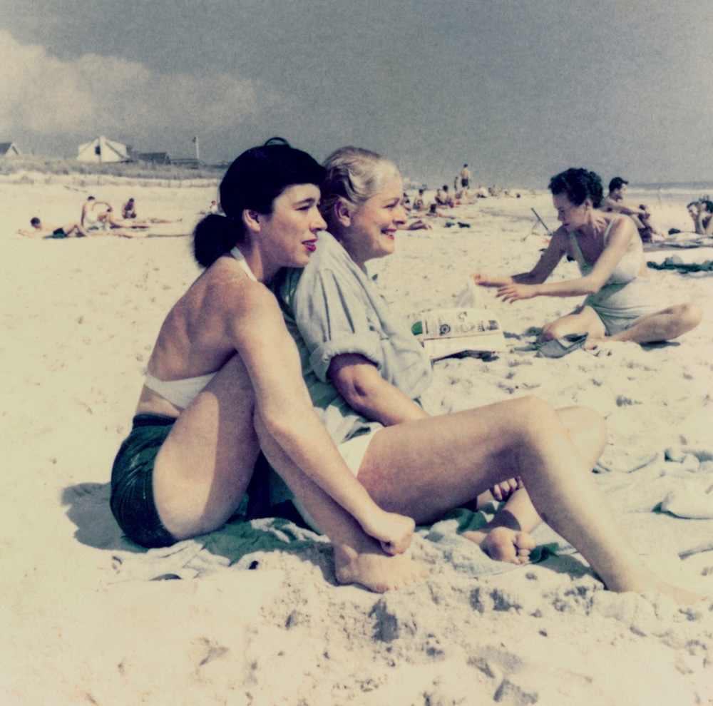 'Patricia Fitzgerald and Kay Guinness, Cherry Grove Beach' September 1952