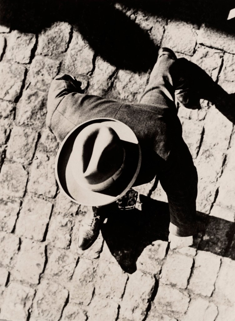 Unknown photographer / Press-Photo G.M.B.H. 'Untitled (Cover illustration from 'Here Comes the New Photographer')' c. 1928-1929