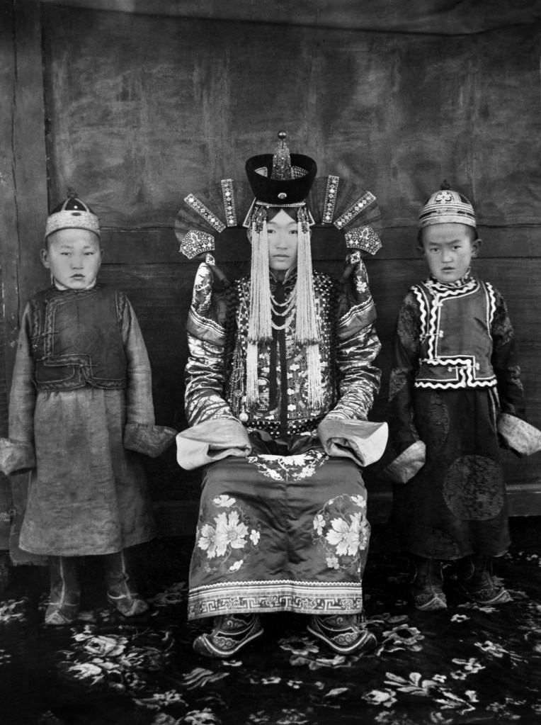 Unknown photographer. 'Untitled [Mongolian woman with two children]' 1910s-1920s