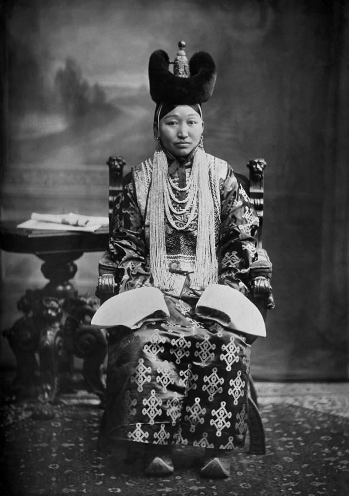 Unknown photographer. 'Untitled [Mongolian woman]' 1910s-1920s