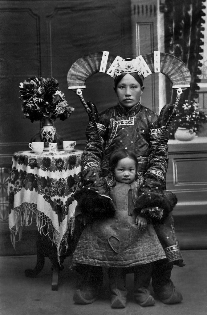 Unknown photographer. 'Untitled [Mongolian woman and child]' 1910s-1920s