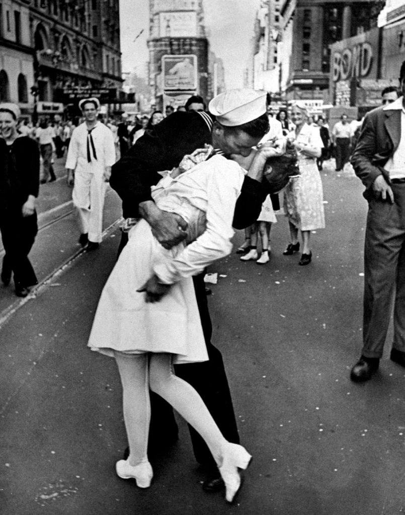 Alfred Eisenstaedt (German active in the United States, 1898-1995) 'VJ Day in Times Square' 1945