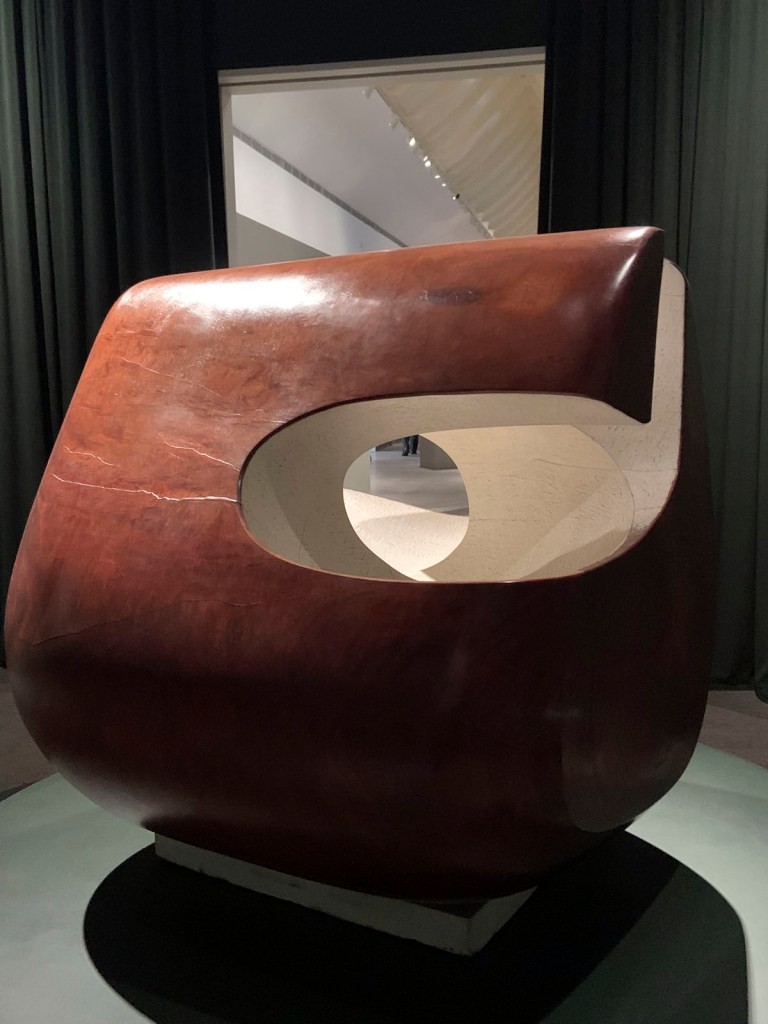 Barbara Hepworth (British, 1903-1975) 'Corinthos' 1954-1955 (installation view)