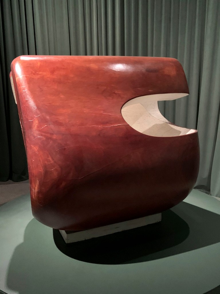 Barbara Hepworth (British, 1903-1975) 'Corinthos' 1954-1955 (installation view)