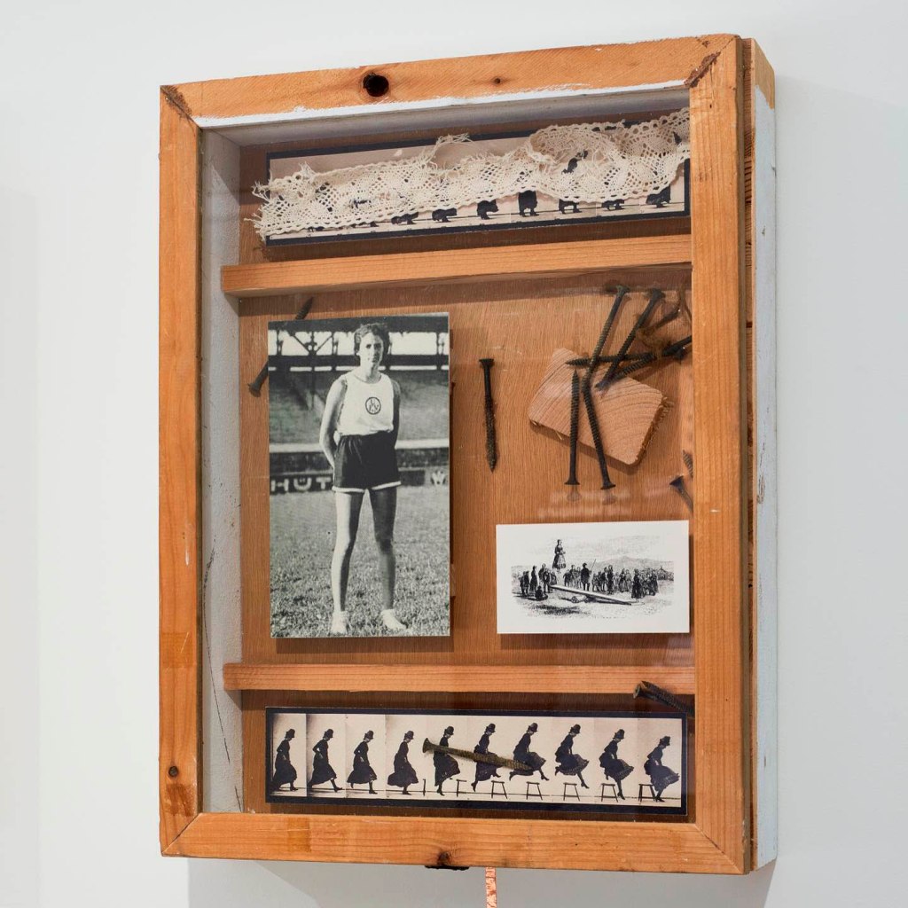 Zoltán Lesi (Hungarian, b. 1982) and Ricardo Portilho (Brazilian) 'Ein Sprung und der Hummer' (A Jump and The Lobster) 2018/2022 Zoltán Lesi (Hungarian, b. 1982) and Ricardo Portilho (Brazilian) 'Ein Sprung und der Hummer' (A Jump and The Lobster) 2018/2022