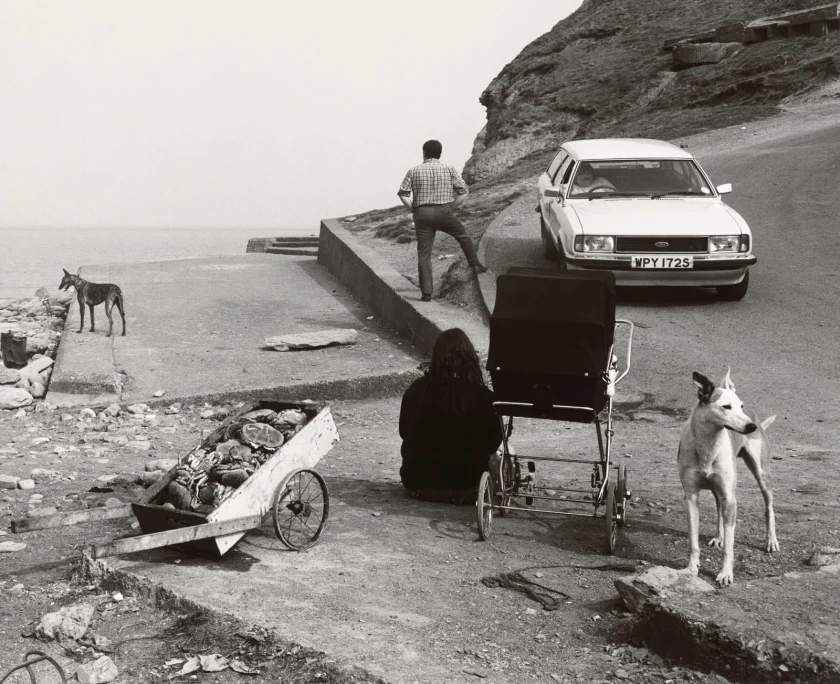 Chris Killip (Isle of Man, 1946-2020) 'Crabs and People, Skinningrove, North Yorkshire, UK' 1981