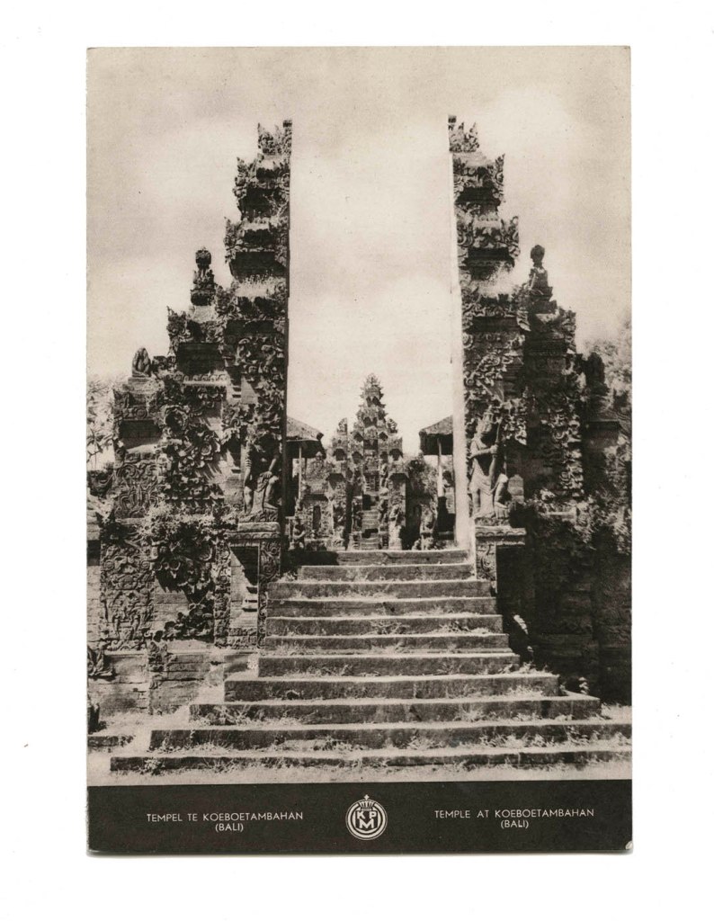 Unknown photographer. 'Tempel Te Koeboetambahan (Bali) / Temple at Koeboetambahan (Bali)' December 1938
