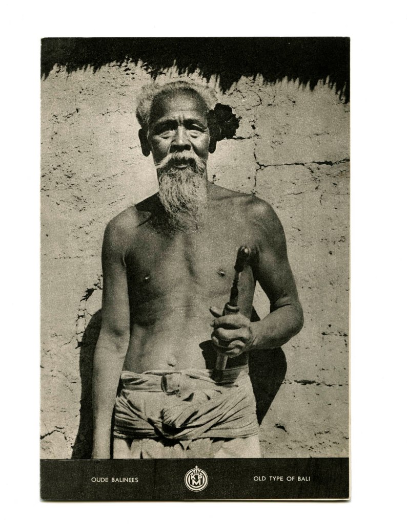 Unknown photographer. 'Oude Balinees / Old Type of Bali' December 1938