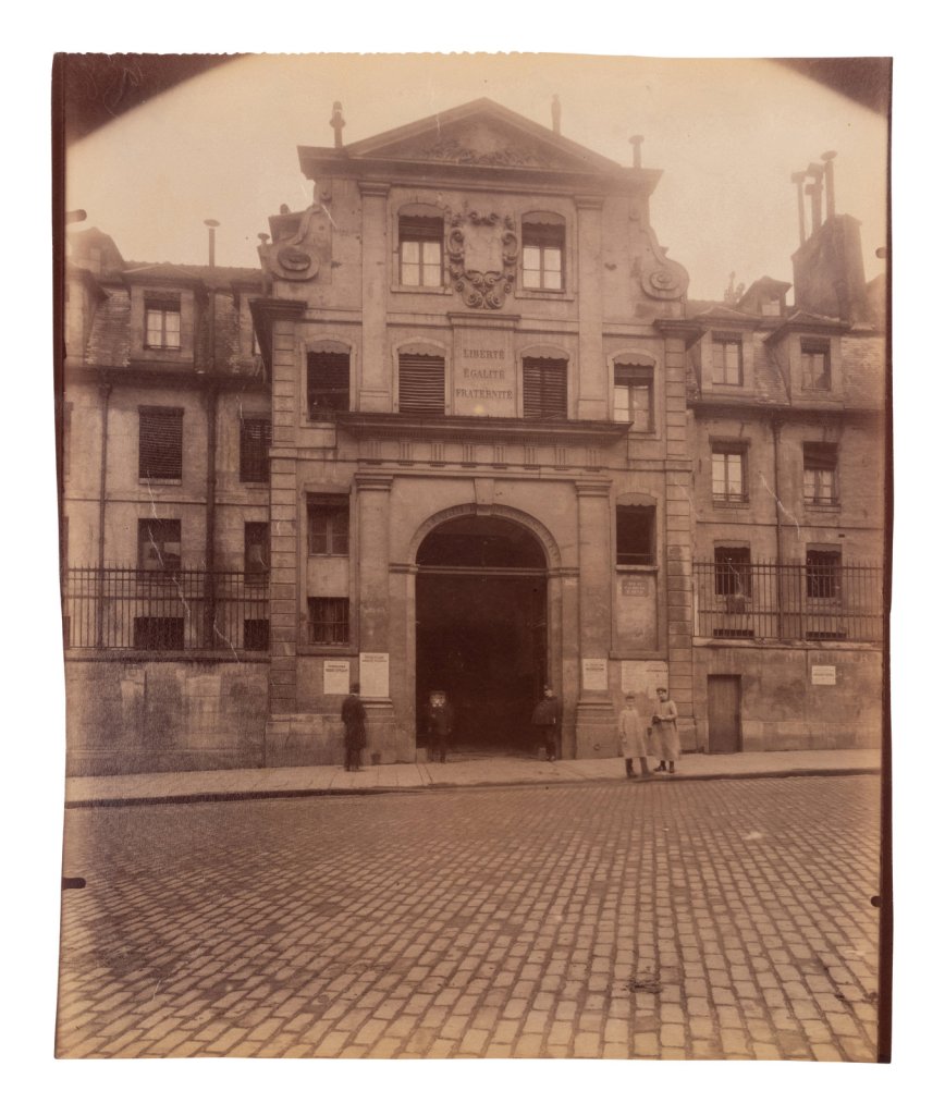 Eugène Atget (French, 1857-1927) 'Façade Saint-Lazare, faubourg Saint-Denis 107' 1909