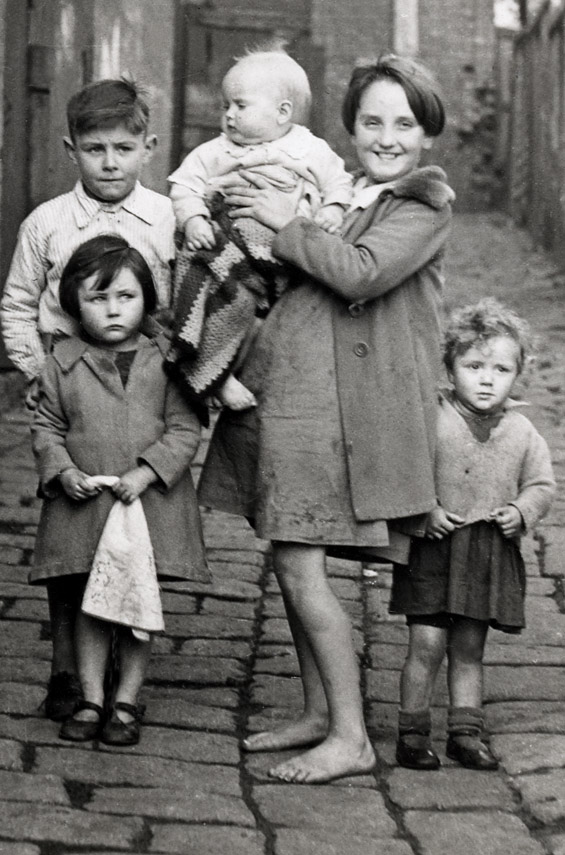 F. Oswald Barnett (Australian, 1883-1972) 'North Melbourne. Group of children in Erskine Place' c. 1935 (detail)