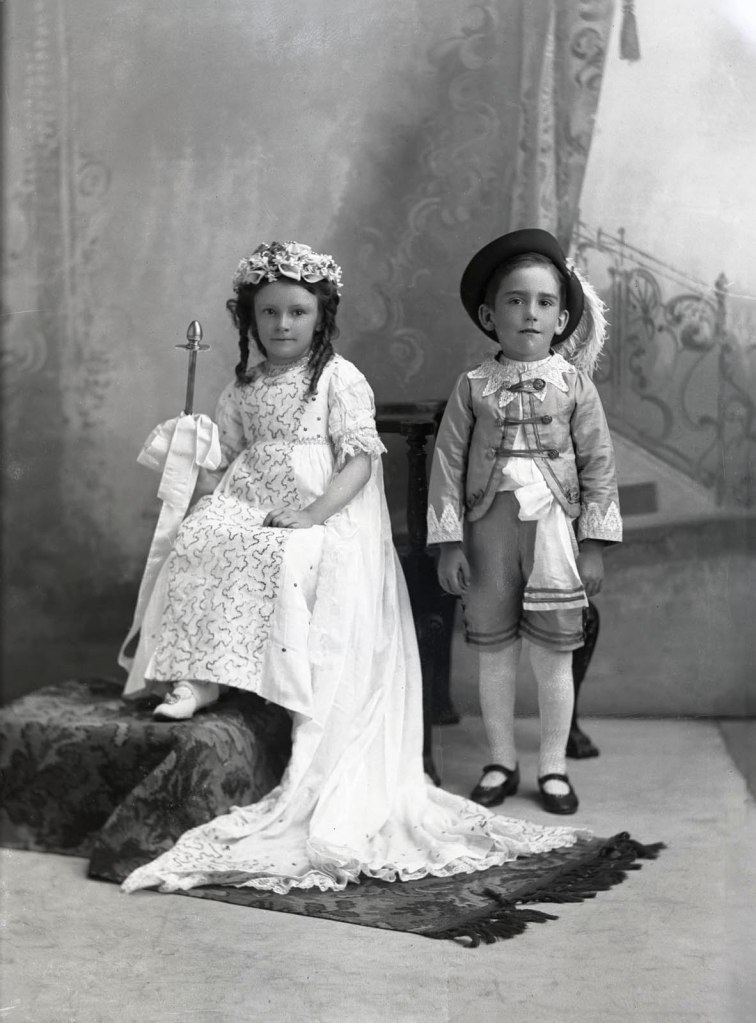 J.G. Park, Leichhardt (Australian) '[Portrait of a young Jean Cunningham and Master Hurlstone in English court costumes]' c. 1914-1920s