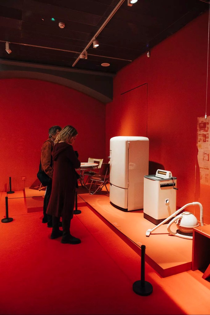 Installation view of the exhibition 'Suburbia. Building the American Dream' at the Centre de Cultura Contemporània de Barcelona | CCCB