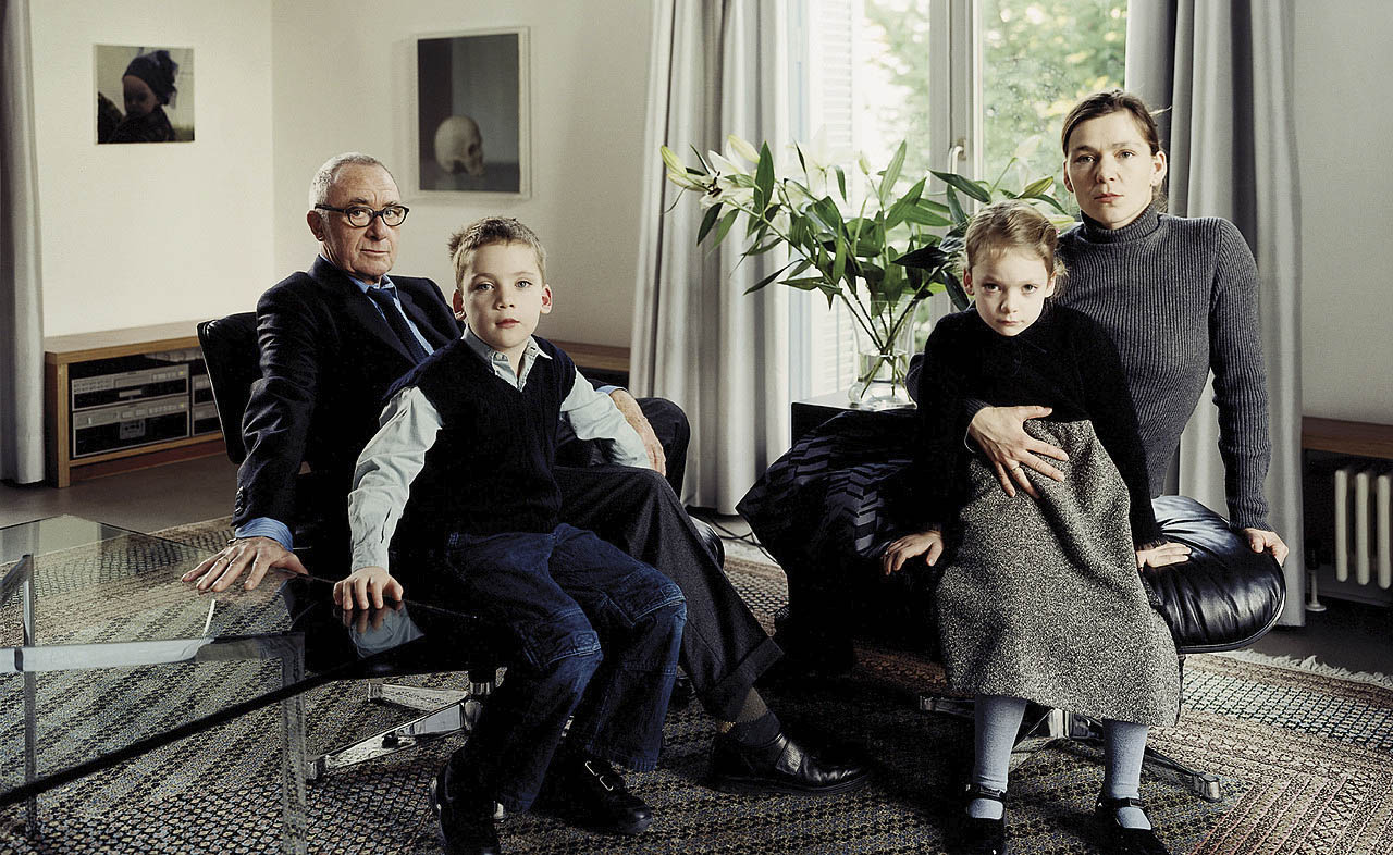 Thomas Struth (German, b. 1954) 'The Richter Family 1, Cologne' 2002 Thomas Struth (German, b. 1954) 'The Richter Family 1, Cologne' 2002