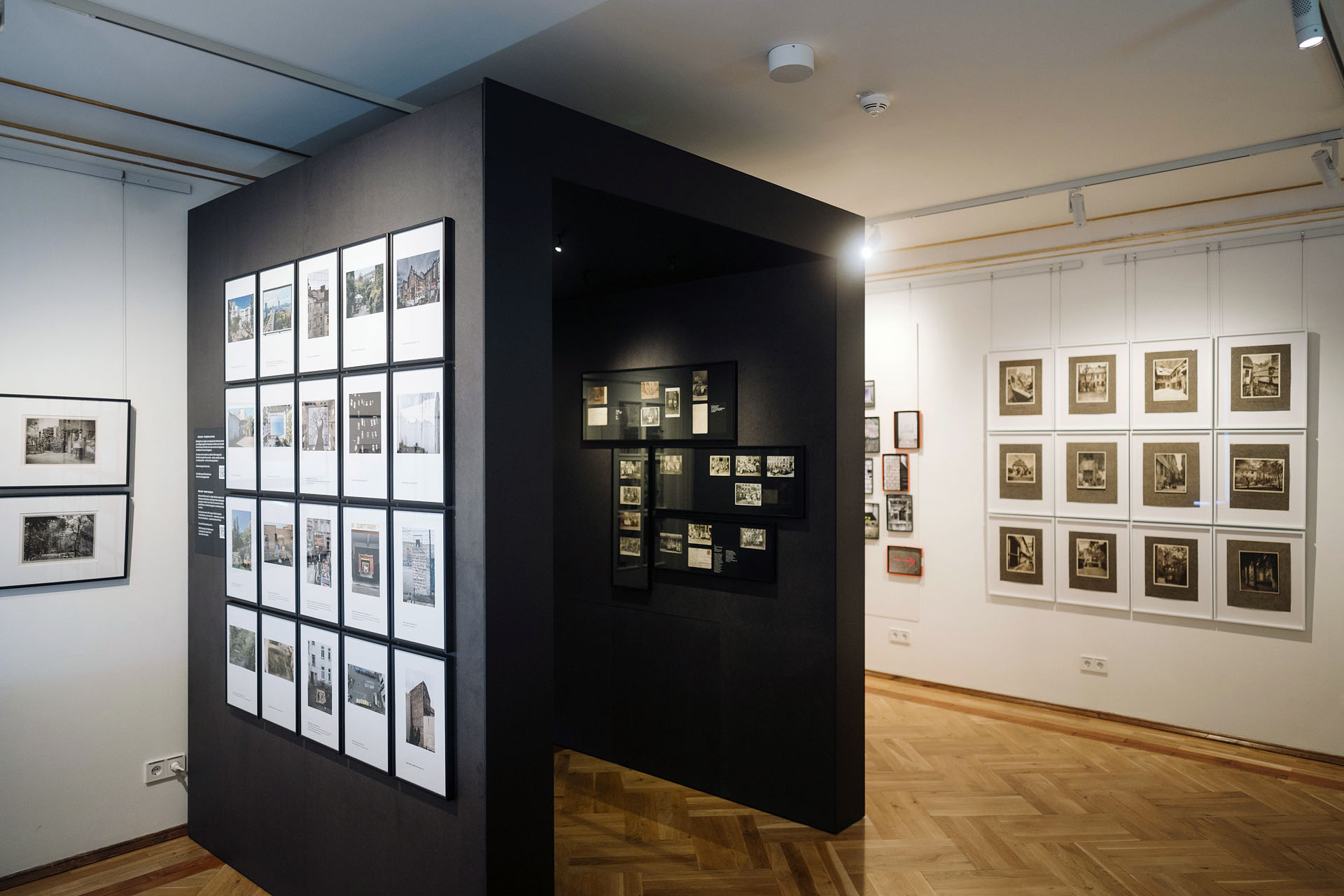 Installation view of the exhibition 'Berlin Courtyards: Between Everyday Life, Work, and Encounters' at the Museum Ephraim-Palais, Berlin, July 2025 - January 2026 Installation view of the exhibition 'Berlin Courtyards: Between Everyday Life, Work, and Encounters' at the Museum Ephraim-Palais, Berlin, July 2025 - January 2026