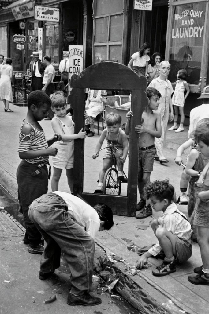 Helen Levitt (American, 1913-2009) 'New York' c. 1940